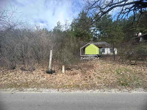 ділянка за адресою Садова вул., 18