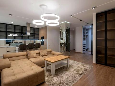 квартира по адресу Андрея Верхогляда ул. (Михайла Драгомирова), 14