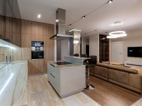 квартира по адресу Андрея Верхогляда ул. (Михайла Драгомирова), 14