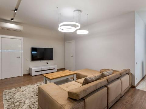 квартира по адресу Андрея Верхогляда ул. (Михайла Драгомирова), 14