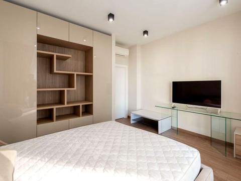 квартира по адресу Андрея Верхогляда ул. (Михайла Драгомирова), 14