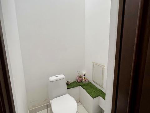 комерційна за адресою Краснова вул., 13