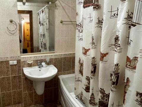 квартира за адресою Євгена Чикаленка вул. (Пушкінська), 1-3/5