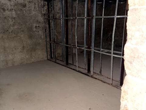 комерційна за адресою Європейська пл. (Катерининська), 30