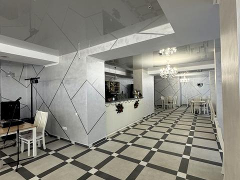 коммерческая по адресу Олекси Довбуша ул., 15