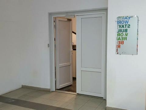 комерційна за адресою Святослава Хороброго вул. (Чкалова), 12