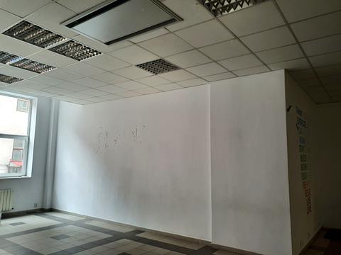 комерційна за адресою Святослава Хороброго вул. (Чкалова), 12