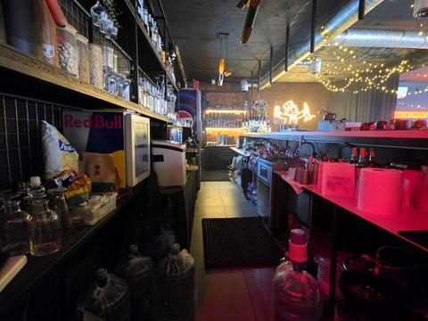 комерційна за адресою Логінова вул., 1