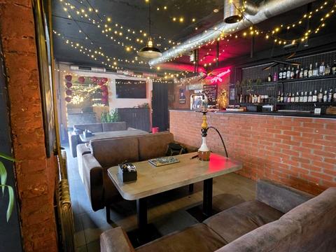 комерційна за адресою Логінова вул., 1