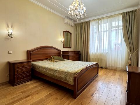 квартира за адресою Василя Тютюнника вул. (Анрі Барбюса), 16