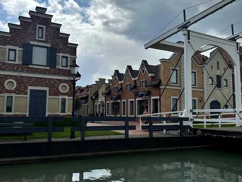 квартира за адресою Леоніда Каденюка вул., 4