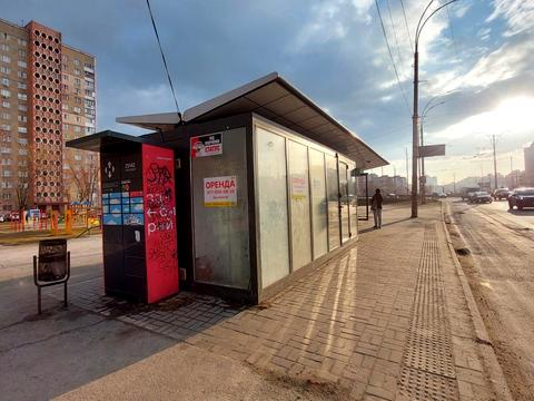 комерційна за адресою Червоної Калини просп. (Володимира Маяковського), 16