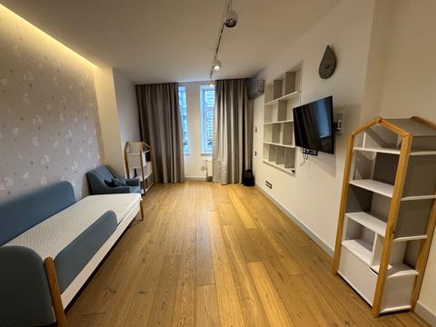 квартира за адресою Старонаводницька вул., 13