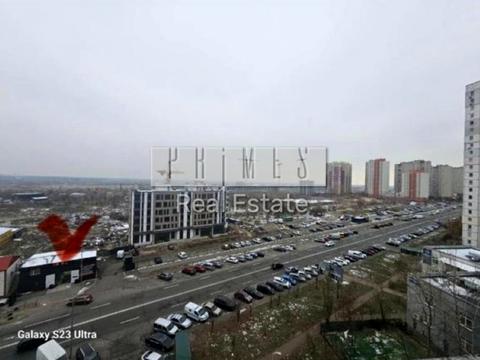 ділянка за адресою Милославська вул., 16