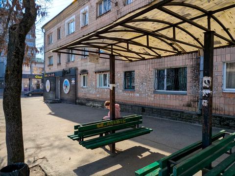 комерційна за адресою Фабрична вул., 14