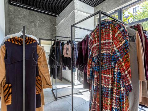 коммерческая по адресу Салютная ул., 2к6