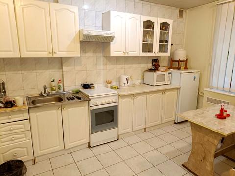 комерційна за адресою Шевченка вул., 18-Б