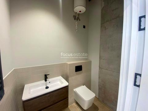 комерційна за адресою Січових Стрільців вул. (Артема), 21