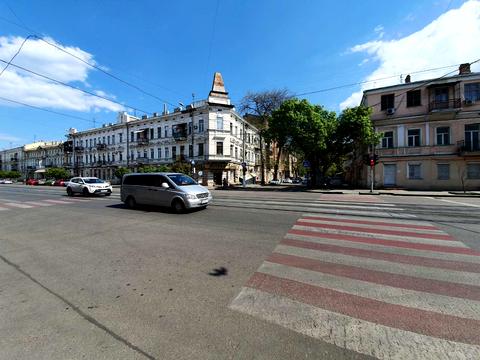 комерційна за адресою Тираспольська вул., 13