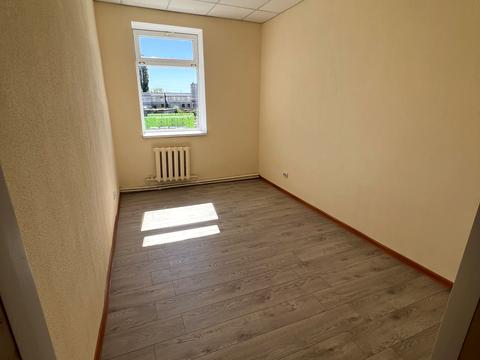 коммерческая по адресу Київська ул., 74а