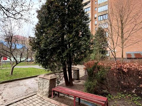квартира за адресою Південний бульв., 35