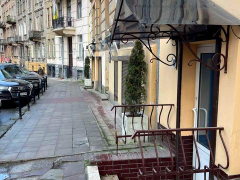 комерційна за адресою Якова Раппопорта вул., 11