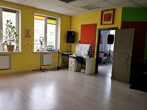 комерційна за адресою Радунська вул., 5-А