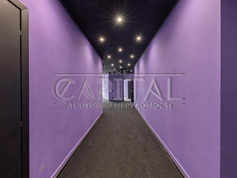 комерційна за адресою Басейна вул., 2