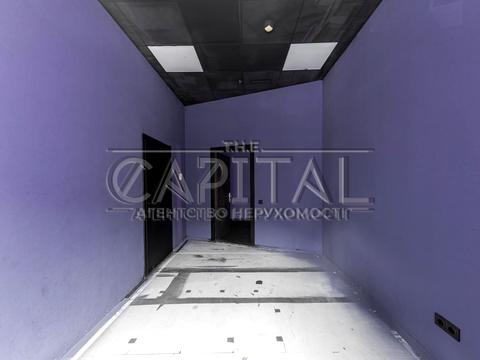 комерційна за адресою Басейна вул., 2