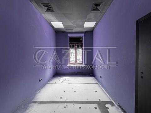 комерційна за адресою Басейна вул., 2