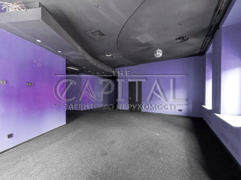 комерційна за адресою Басейна вул., 2