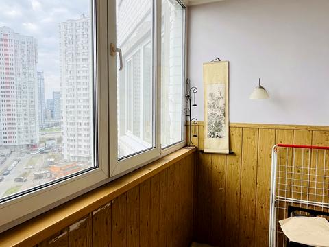 квартира за адресою Миколи Бажана просп., 12