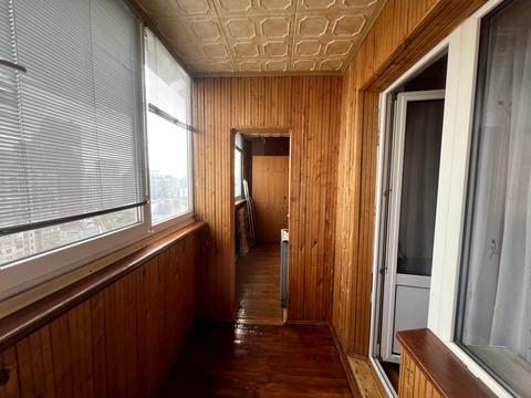 квартира за адресою Анни Ахматової вул., 25