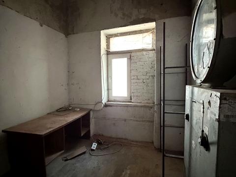 комерційна за адресою Виробнича вул., 34-Б