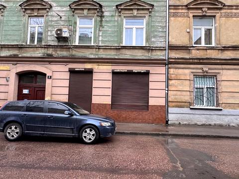 комерційна за адресою Героїв УПА вул., 3