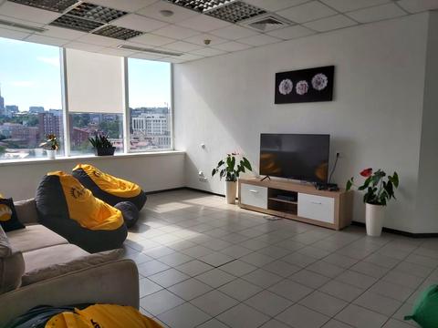 коммерческая по адресу Глинки ул. (Глинки), 2