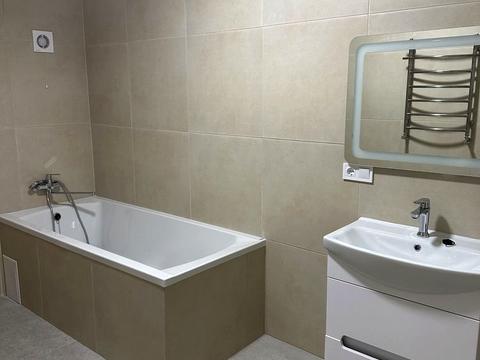 будинок за адресою Молодіжна вул.