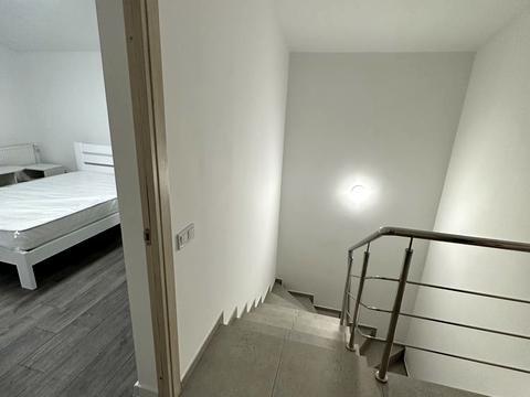 будинок за адресою Молодіжна вул.