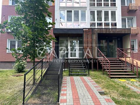 комерційна за адресою Бориса Гмирі вул., 7