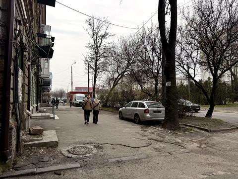 коммерческая по адресу Княгини Ольги ул. (Горького), 2