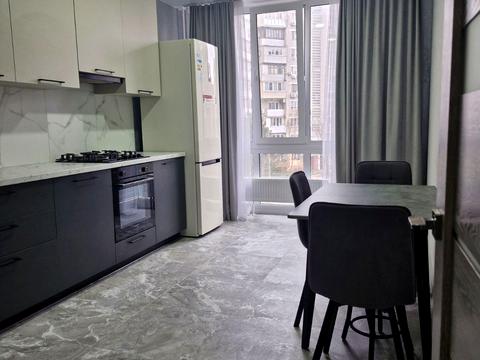 квартира за адресою Парусна вул. (Героїв Сталінграду), 1-С