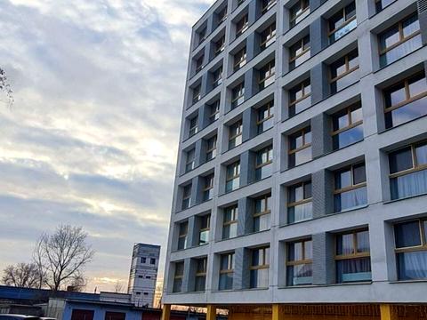 комерційна за адресою Гетьманська вул., 5