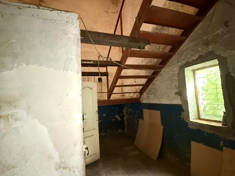 комерційна за адресою Центральна, 10