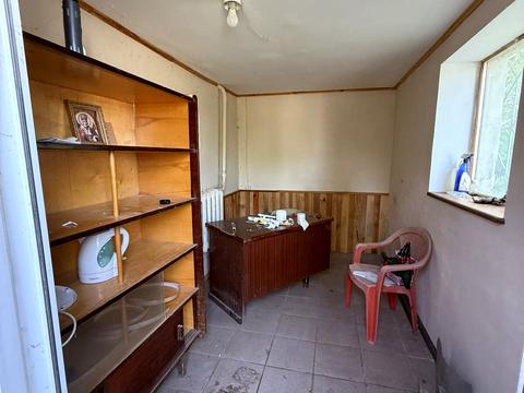 комерційна за адресою Центральна, 10