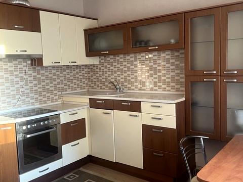 квартира за адресою Ревуцького вул., 42