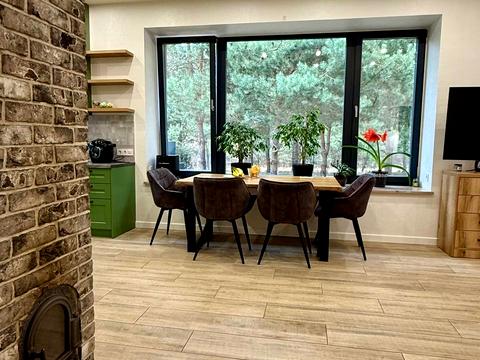 дом по адресу Квітнева