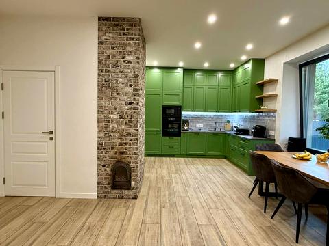 дом по адресу Квітнева