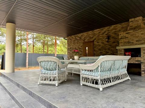 дом по адресу Квітнева