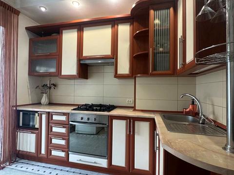 квартира по адресу Гайдамацкая ул. (Марфи Струтинської), 13