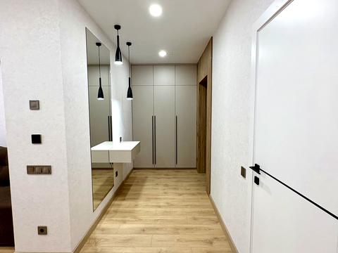 квартира за адресою Олександра Олеся вул., 3